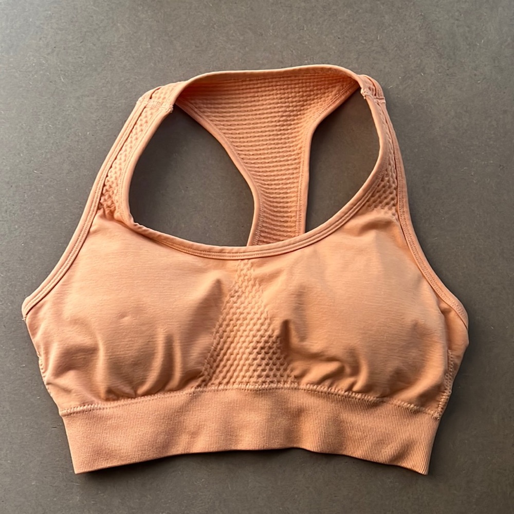 Alphalete Impact Bra - Cheeky Coral